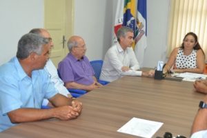 Prefeita Cici recebe deputado federal Hercílio Coelho Diniz