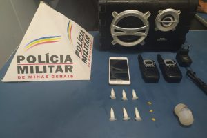 Manhuaçu: PM apreende drogas com menor no bairro São Vicente