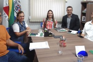 Prefeitura firma parceria com IF Sudeste para certificação dos alunos em Língua Inglesa