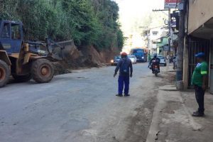 Prefeitura segue com limpeza e ampliação da avenida Melo Viana até a MG-111