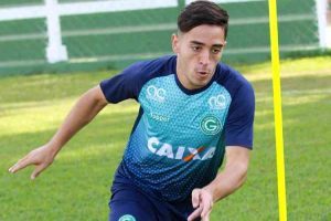 Goiás faz contraproposta para vender Léo Sena ao Atlético