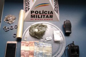 Homem é preso por tráfico de drogas no Bairro Santa Luzia