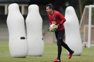 Ídolo do Atlético-MG, Victor aprova reforços; veja outros destaques