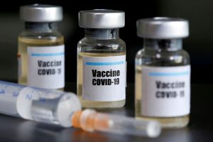 COVID-19: Reino Unido aprova vacina da Pfizer e pode aplicar em uma semana