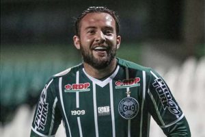 Cruzeiro encaminha contratação de Giovanni Piccolomo, do Coritiba
