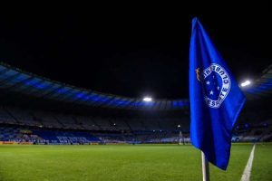 Cruzeiro paga mais duas dívidas e aguarda Fifa para voltar a registrar atletas