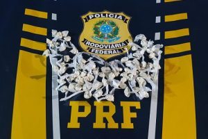 Manhuaçu: PRF apreende 71 porções de cocaína na rodovia BR 262