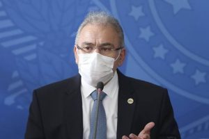 Ministro da Saúde diz que não vai decretar fim da pandemia “sozinho”