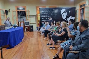Academia Manhuaçuense de Letras retoma reuniões presenciais