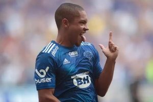 Mineiro: Cruzeiro volta a vencer o Athletic e está na final
