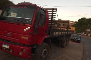 Manhuaçu: Motorista de caminhão é assaltado e mantido refém