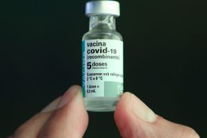 Vacina contra Covid-19 disponível em Manhuaçu