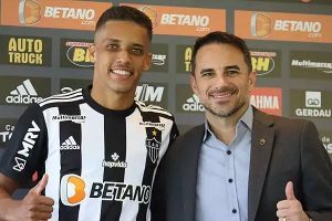 Atlético espera ter Pedrinho contra o Palmeiras pela Libertadores