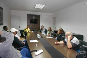 Vereadores se reúnem com representante do Procon de Manhuaçu