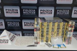 Crack e cigarros apreendidos pela PM em Manhuaçu