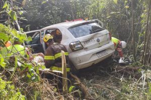 Manhuaçu: Mulher de 79 anos morre em acidente com carro de prefeitura na BR 116