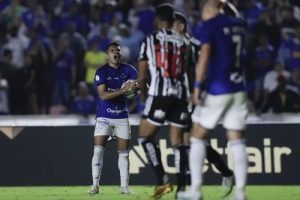 Cruzeiro perde o clássico para o Atlético em Uberlândia