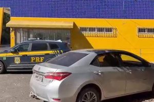 Veículo roubado no Espírito Santo é recuperado pela PRF