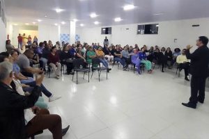 Reunião discute pagamento do piso de enfermagem na SMS Manhuaçu