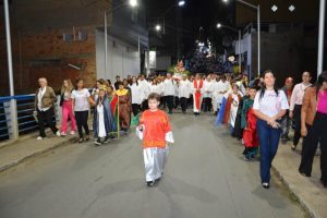 Fieis católicos celebram a festa de São Lourenço, padroeiro de Manhuaçu