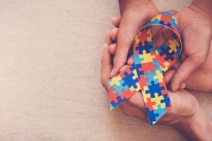 Saúde publica diretrizes e fluxos para atendimento às pessoas autistas em MG 