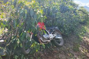 Motocicleta furtada é recuperada pela PM em Simonésia