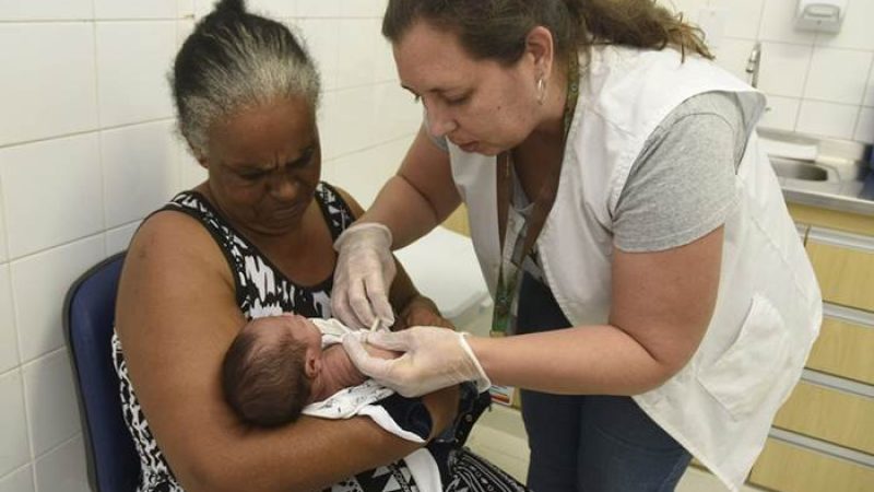Boletim InfoGripe diz que VSR supera covid-19 em mortes de crianças