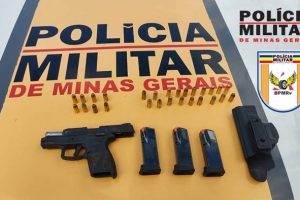 Arma apreendida e motorista preso pela PM Rodoviária