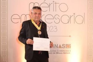 Reconhecimento: José Antônio Pena recebe a Medalha do Mérito Empresarial 2023