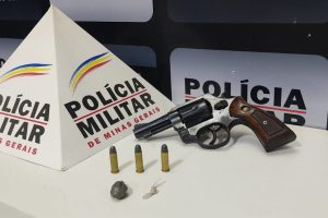 Armas e drogas são apreendidas em Manhuaçu e Simonésia