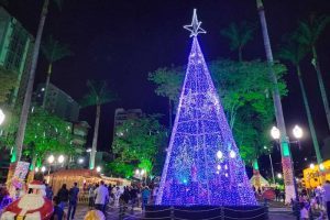 Natal Luz de Manhuaçu começa na próxima sexta-feira (15/12)