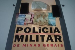 Dois conduzidos por tráfico de drogas em Manhuaçu