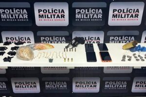 PM faz várias prisões, apreende drogas e armas em Manhuaçu