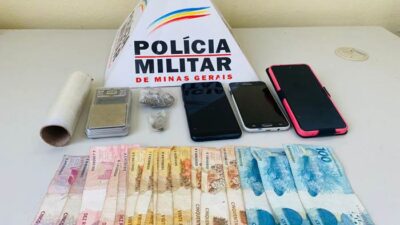 PM apreende drogas em Manhumirim e Manhuaçu