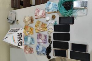 PM prende autores de tráfico de drogas em Manhumirim